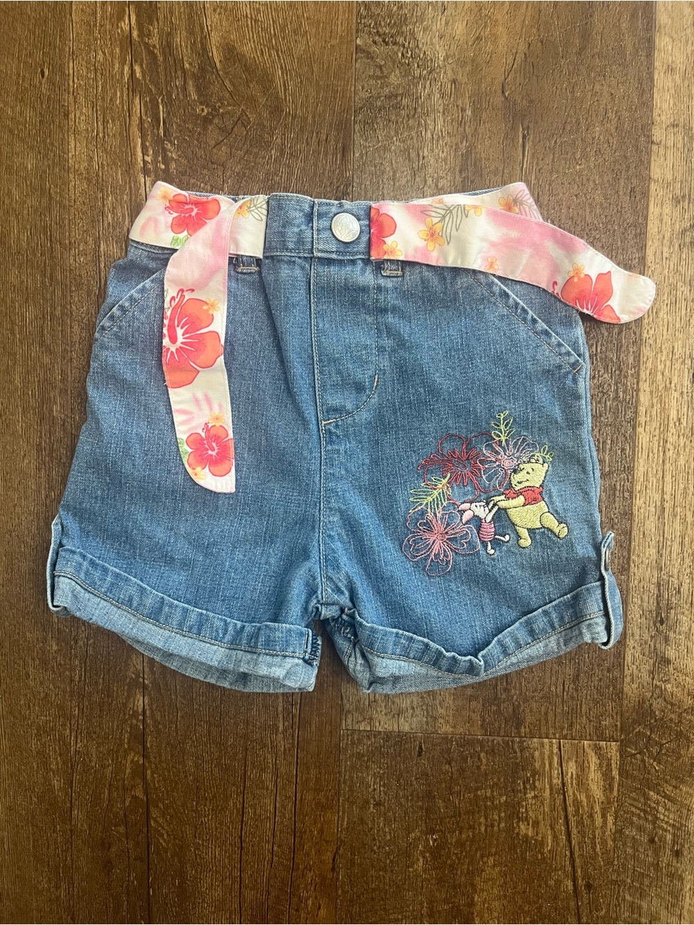 Vintage kids Pooh shorts